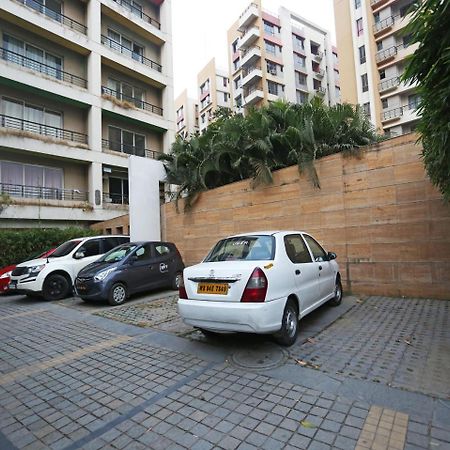 Capital O 10212 Hotel West Willows Xanadu Calcutta  Esterno foto